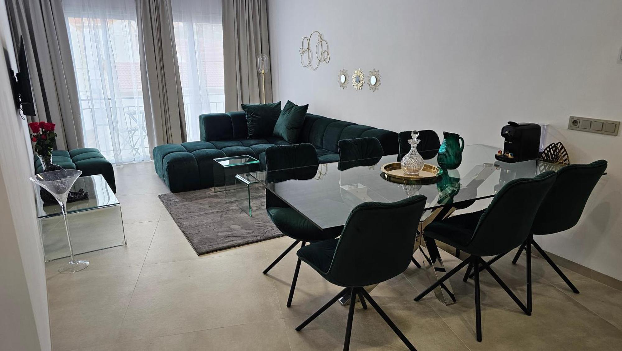 Oasis Jacuzzi Retreat Leilighet Marbella Eksteriør bilde